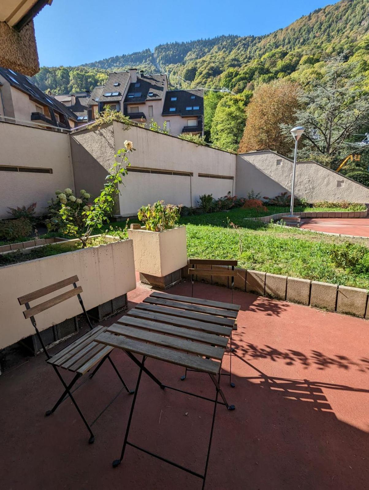 Studio Hyper Centre Bagnères-de-Luchon Екстериор снимка